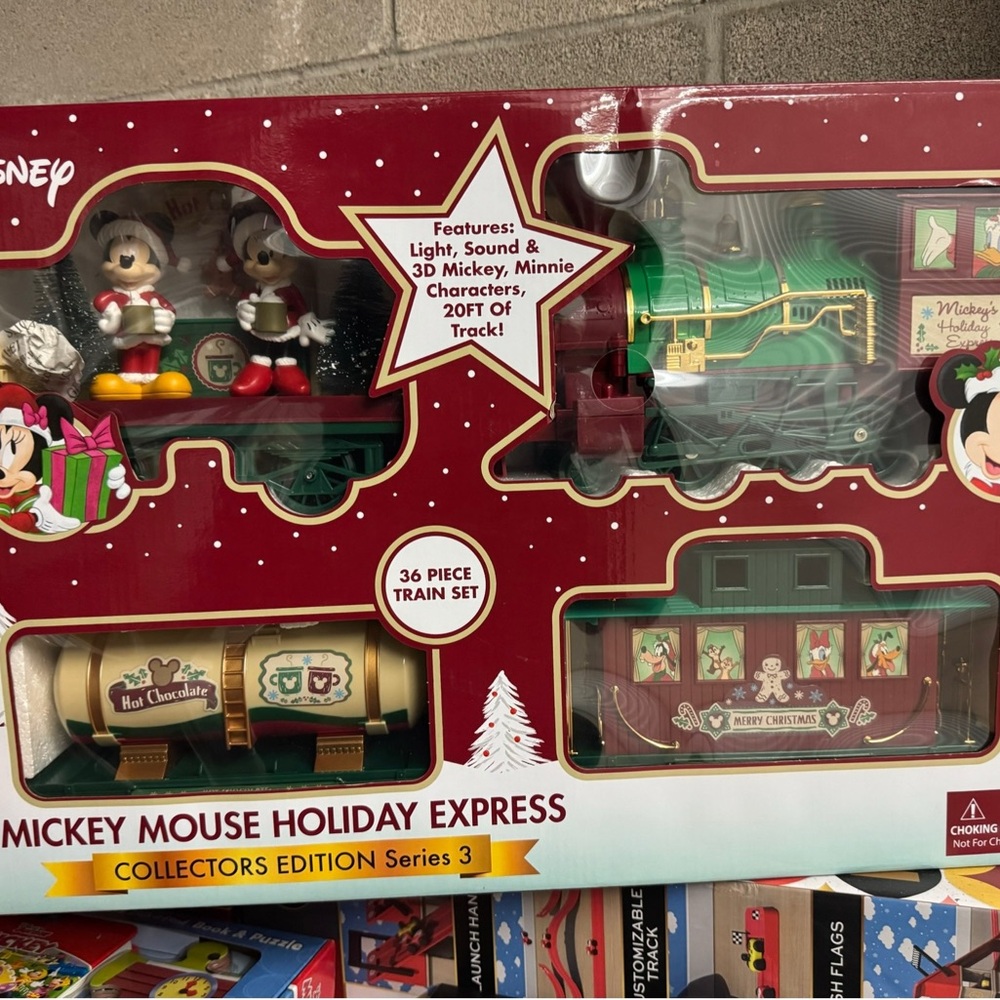 Disney Mickey Mouse Holiday Express Train Set – Collector’s Edition